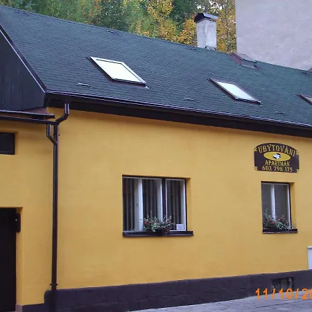 Pohodovy Apartman S Terasou Upice